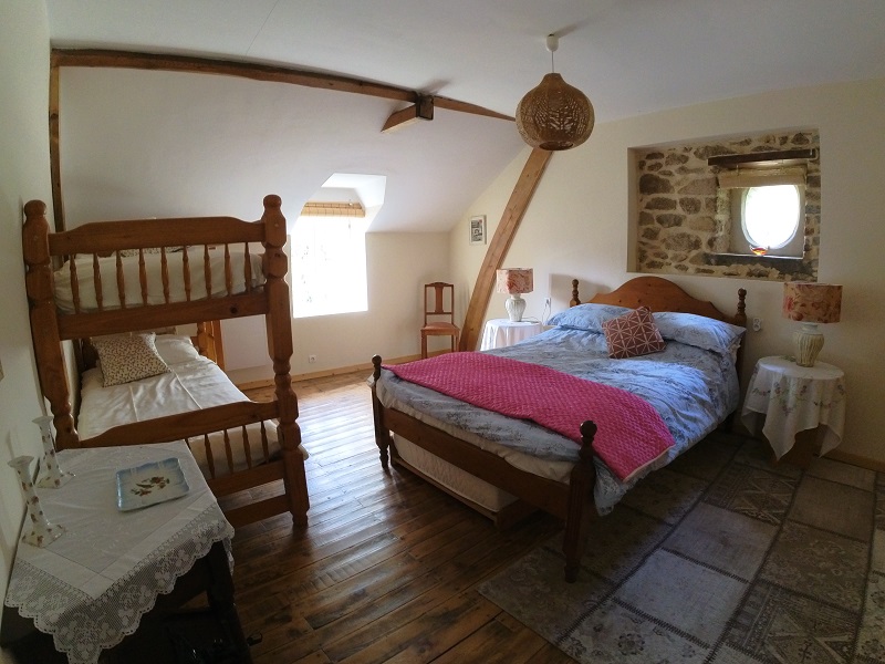 room 5 photo